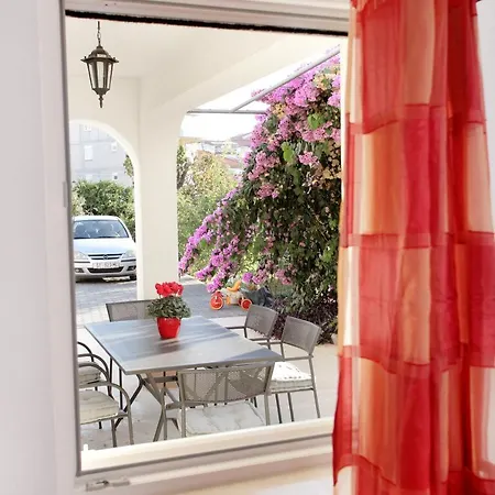 Apartments Vaska Trogir Exterior photo