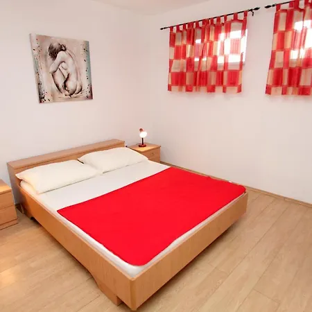 Apartments Vaska Trogir Exterior photo