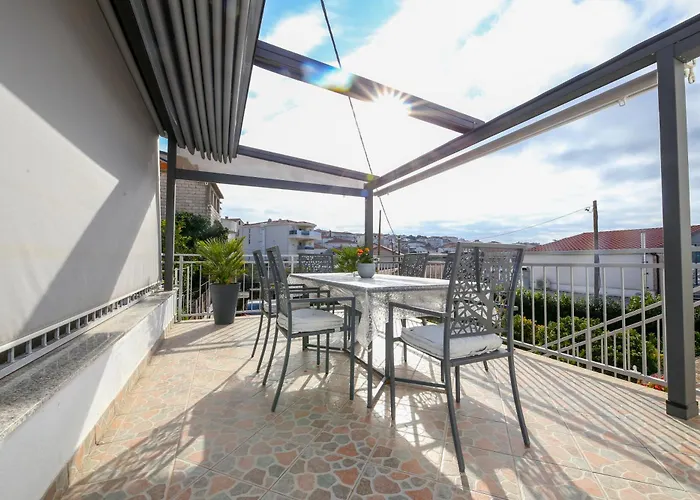 Apartments Vaska