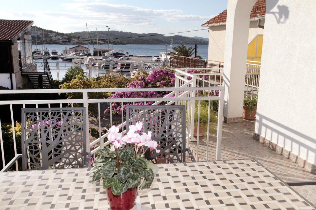 Vaska * Trogir